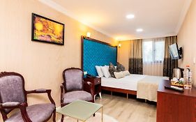 Brody Home Hotel